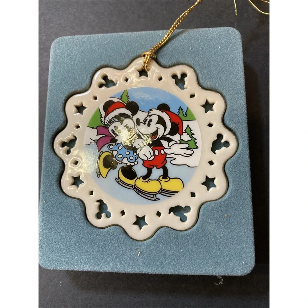 Lenox Disney Mickey and Minnie Mouse Skating Christmas Ornament Original Box Vtg